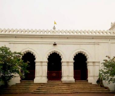 Sri Sri Sonar Gouranga Mandir Tours