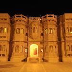La Garh Tanus Restaurant Image