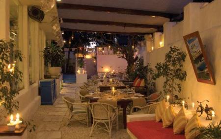 Olive Restaurant Image