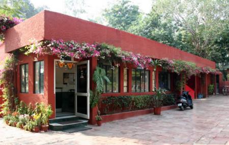 Restaurant At Hotel Sheela Image