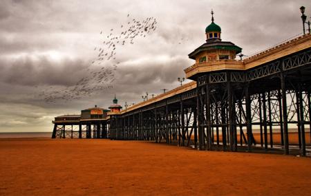Six Piers Image