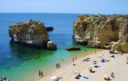 Olhos De Agua Beach Image