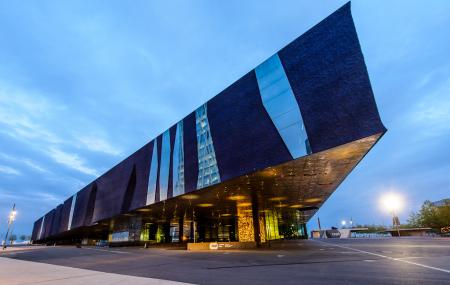Forum Building Image