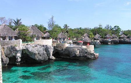 Negril Cliff Image
