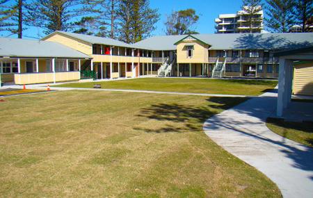 Kirra Hill Community Center Image