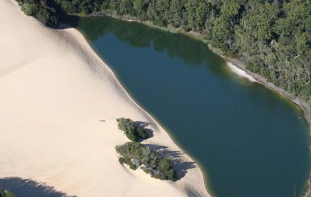 Lake Wabby And Hammerstone Sandblow Image