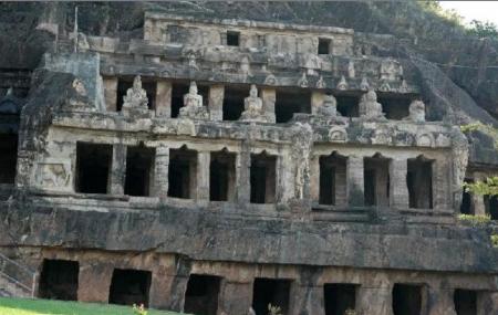 Mogalarajapuram Caves Image