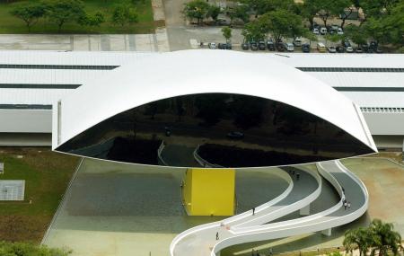 Museu Oscar Niemeyer Image
