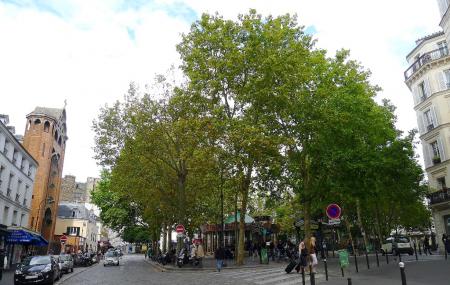 Place Des Abbesses Image