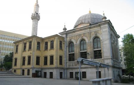 Tesvikiye Mosque Image